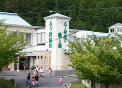 癒しの温泉で心も体もすっきりリフレッシュ！