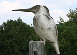 カワセミ像
